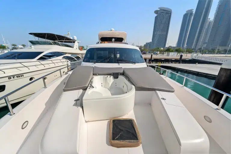 YACHT-RENTAL-DUBAI-BD-90-3.jpg