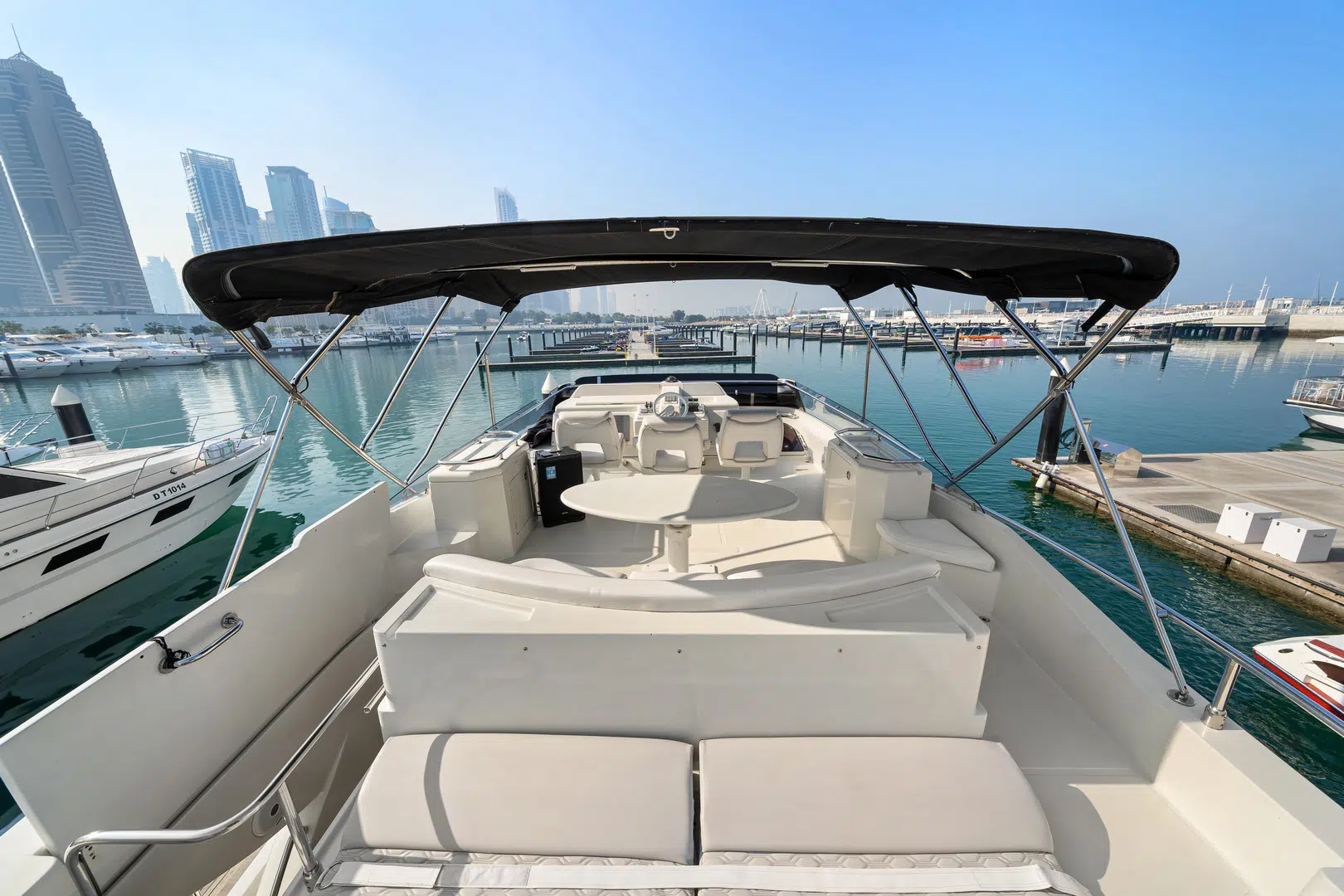 YACHT-RENTAL-DUBAI-LN-68-13.jpeg
