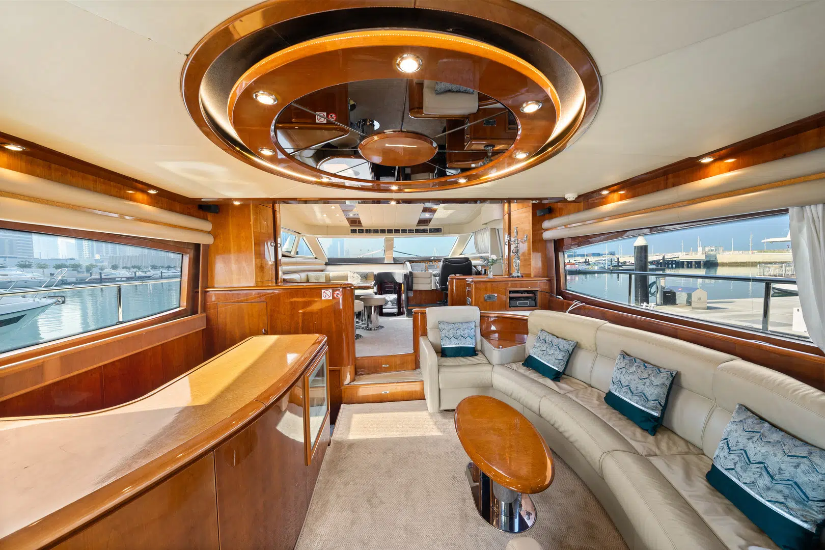 YACHT-RENTAL-DUBAI-LN-68-6.jpeg
