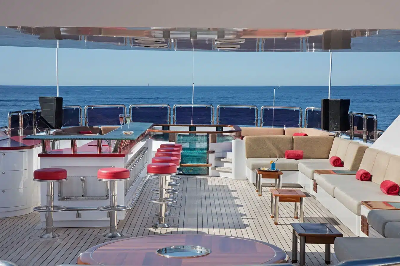 balthazar-yachting-yacht-charter-dubai00006