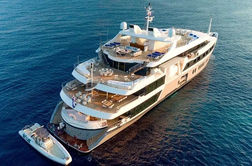 SERENITY 236FT