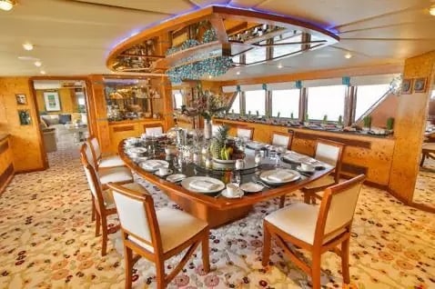 balthazar-yachting-yacht-charter-finesse-150ft00014