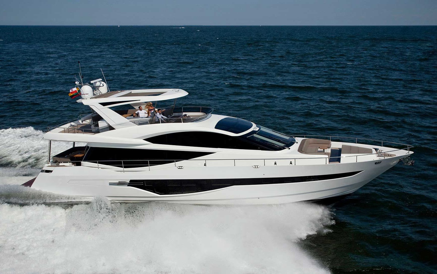 yacht-galeon-80ft19