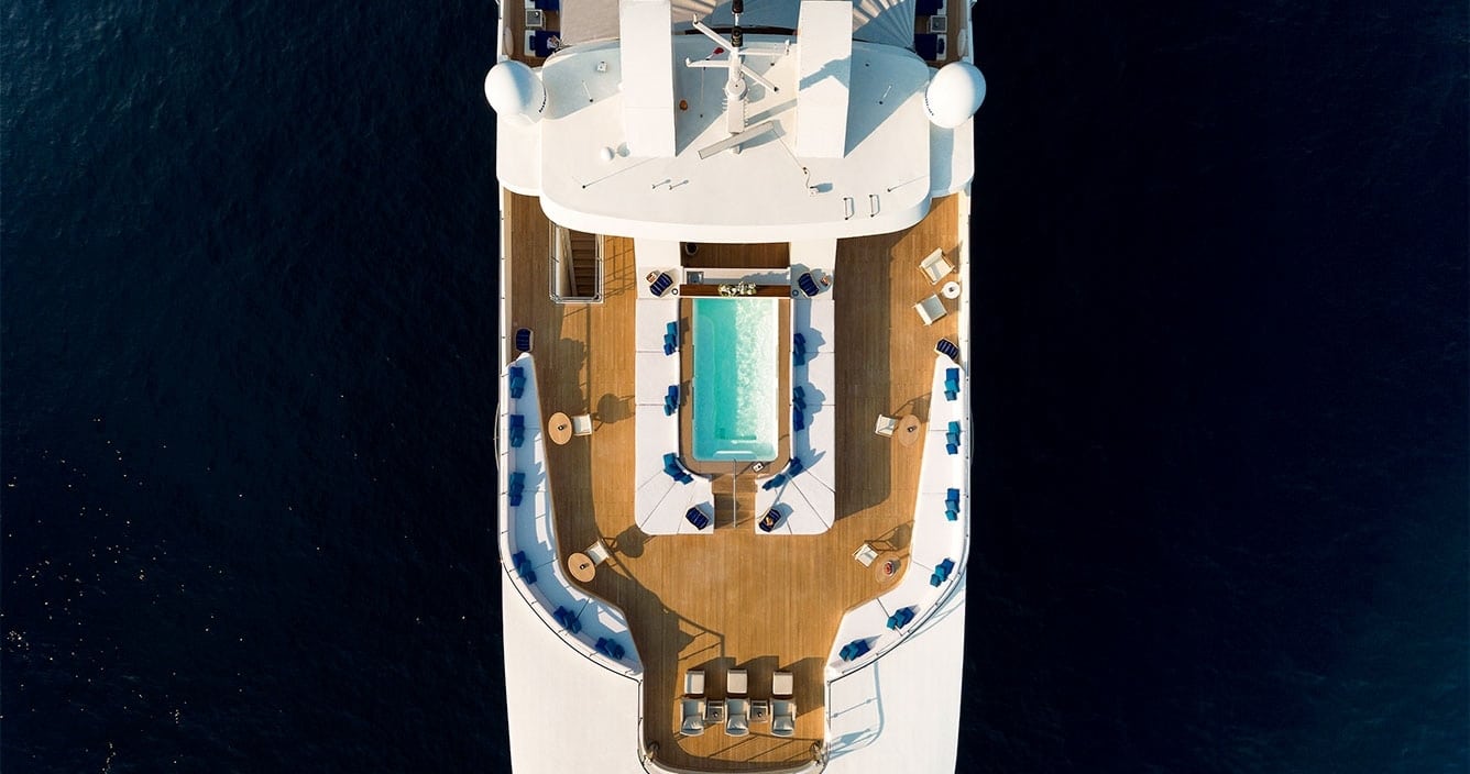yacht-yacht-charter-serenity-236ft3