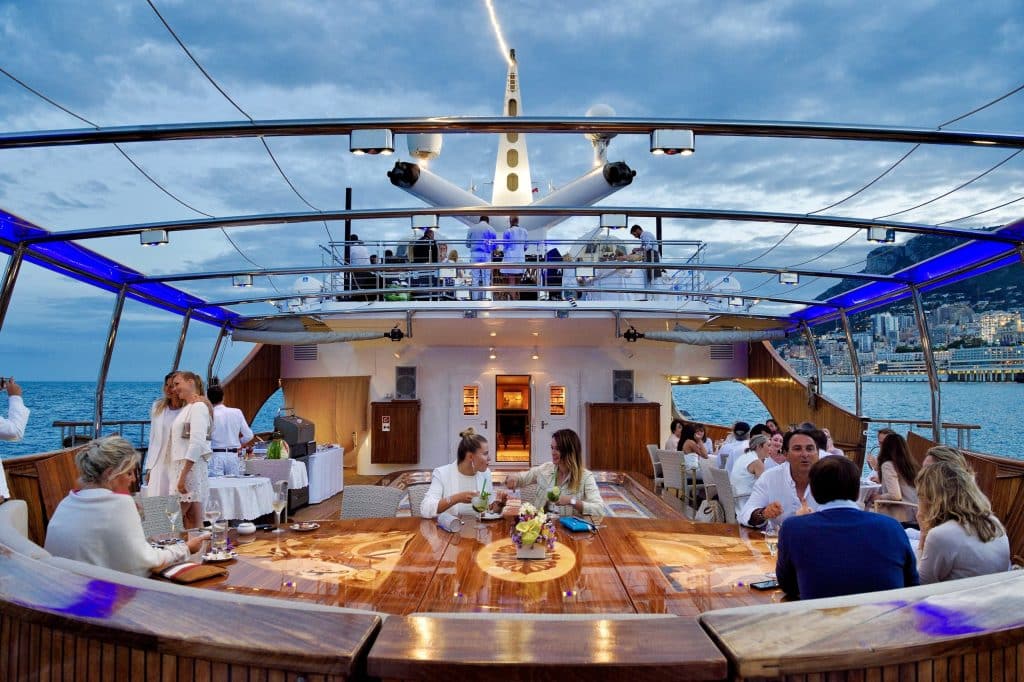 birthday party yacht rental dubai